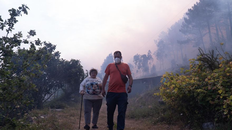 La Xunta ve &quot;intencionalidad&quot; en el incendio de Corme que se acercó a las casas