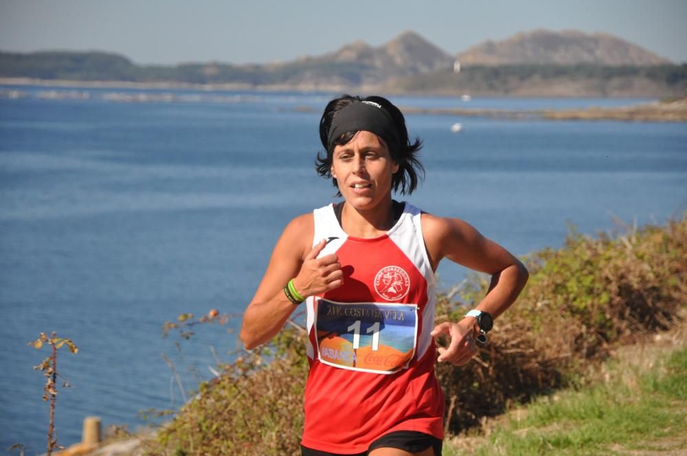 Roberto Riobó y Beatriz Fernández triunfan en la media maratón de la Costa da Vela