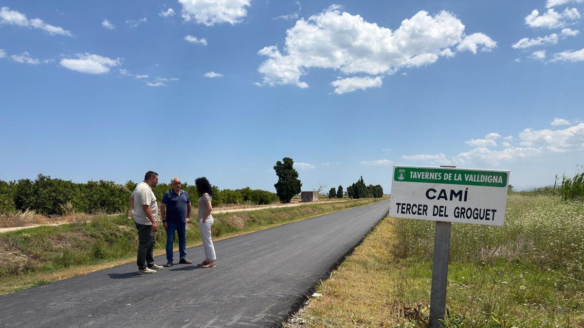 Camino del Tercer del Groguet de Tavernes, uno de los tramos asfaltados