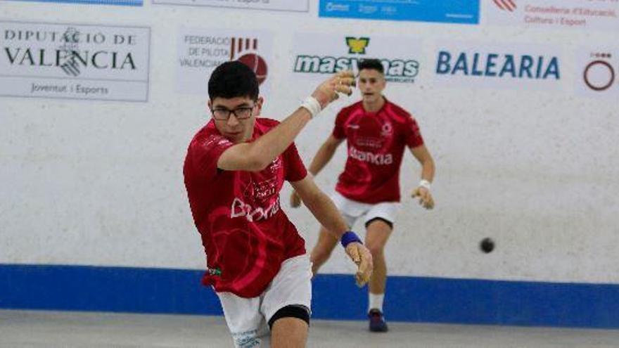 José i Vicent , naturals de Xeraco, representen a l'equip de Genovés