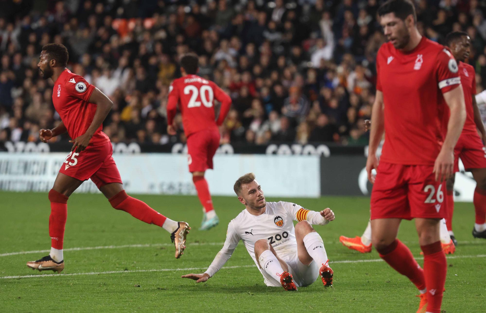 Valencia CF - Nottingham Forest en imágenes