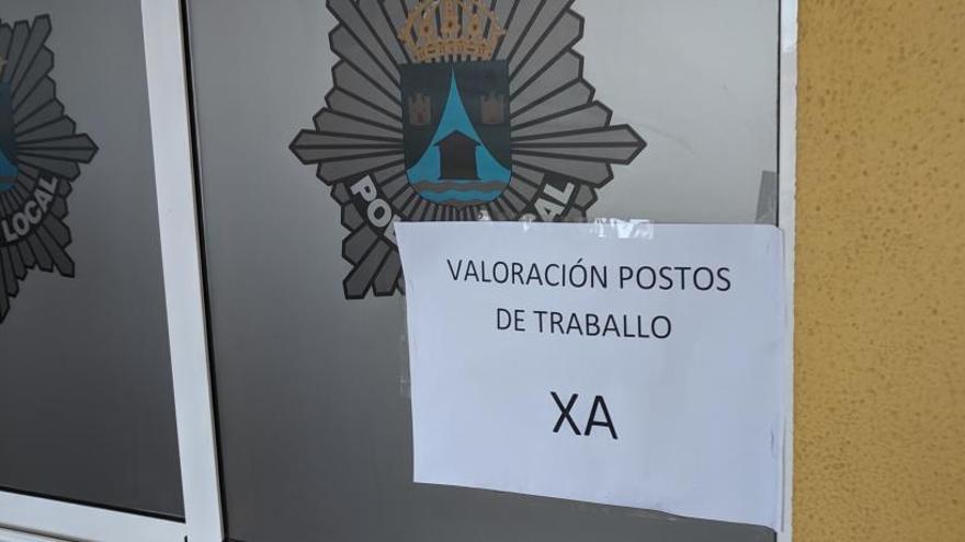 Policías de Arteixo reclaman la aprobación de la valoración de puestos de trabajo