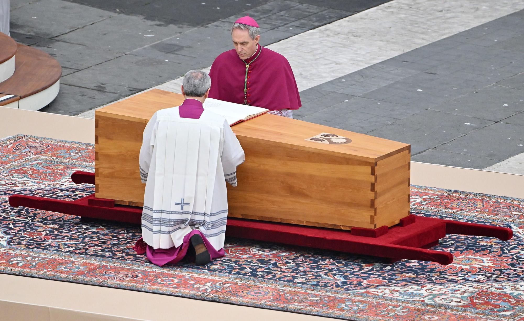 Funeral Mass for Pope Emeritus Benedict XVI in St. Peter's Square