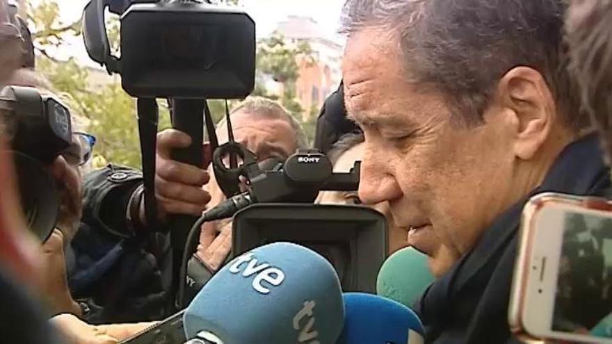 Zaplana: &quot;Jamás participé en una adjudicación ilegal&quot;