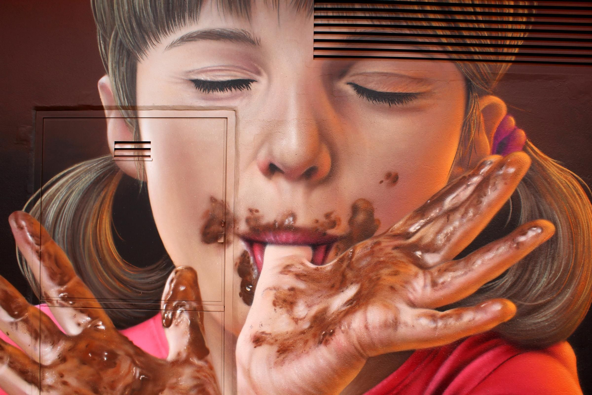 Grafiti 'Sweets, joy & happiness', de Christian Sasa, en Burgos