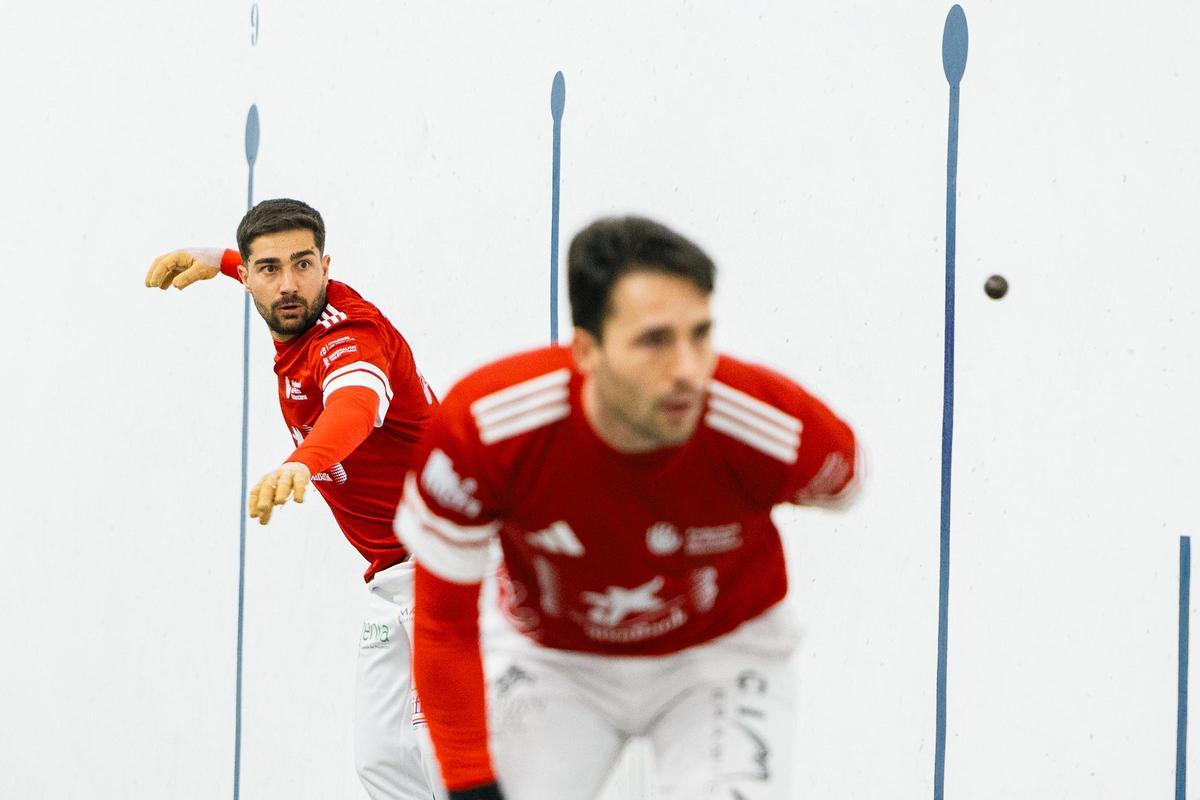 Francés i Nacho sumaren altre triomf a Petrer..jpg