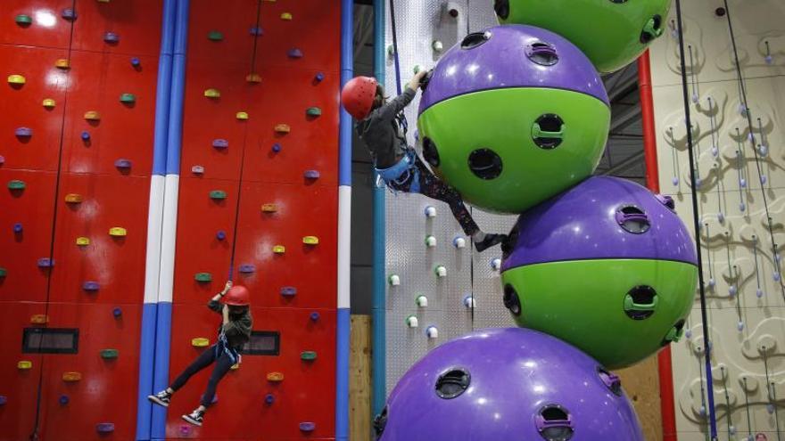 Niños en las instalaciones