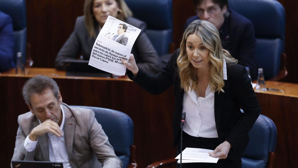 La portavoz del PSOE en la Asamblea, Mar Espinar interviene este jueves en la Asamblea de Madrid.