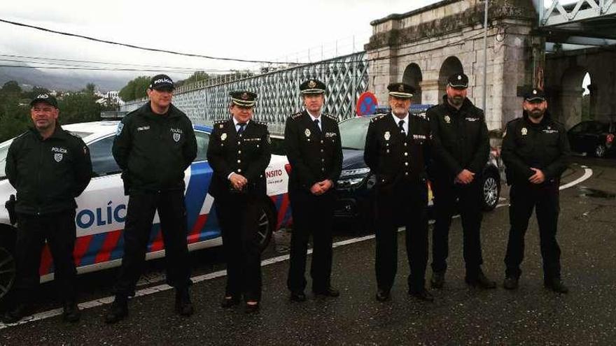 Agentes de la Policía de Segurança Pública de Portugal y de la Policía Nacional participantes en el proyecto &quot;Comisarías Europeas&quot;. // D.B.M.