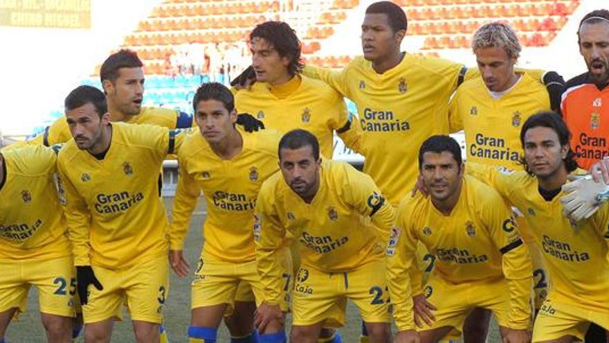 Alineación de la UD Las Palmas, en Los Pajaritos de Soria durante un choque de esta temporada.
