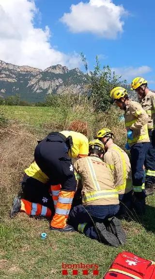 Un instructor de parapent resulta ferit menys greu en un mal aterratge a la zona de vol cal Foubes, a Avià