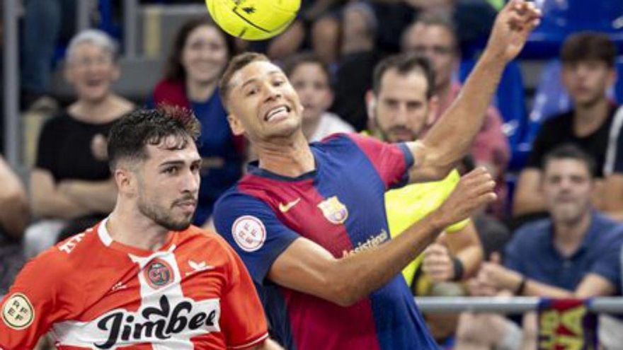 Pablo Ramírez y Pito, el martes. | JAVI FERRÁNDIZ/SPORT