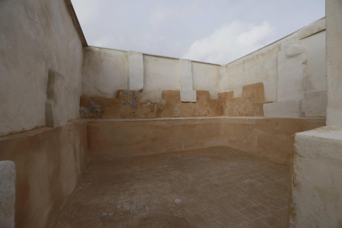 Die mittelalterlichen Zinnen sind nun geschützt.