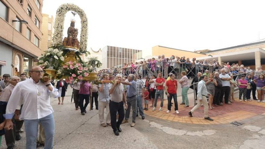 Vila-real impulsará la ofrenda con un tapiz en la entrada de la Arciprestal