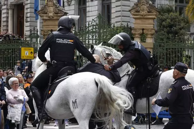 EN IMÁGENES:  Exhibición de la Policía Nacional como cierre de la Feria de la Ascensión.