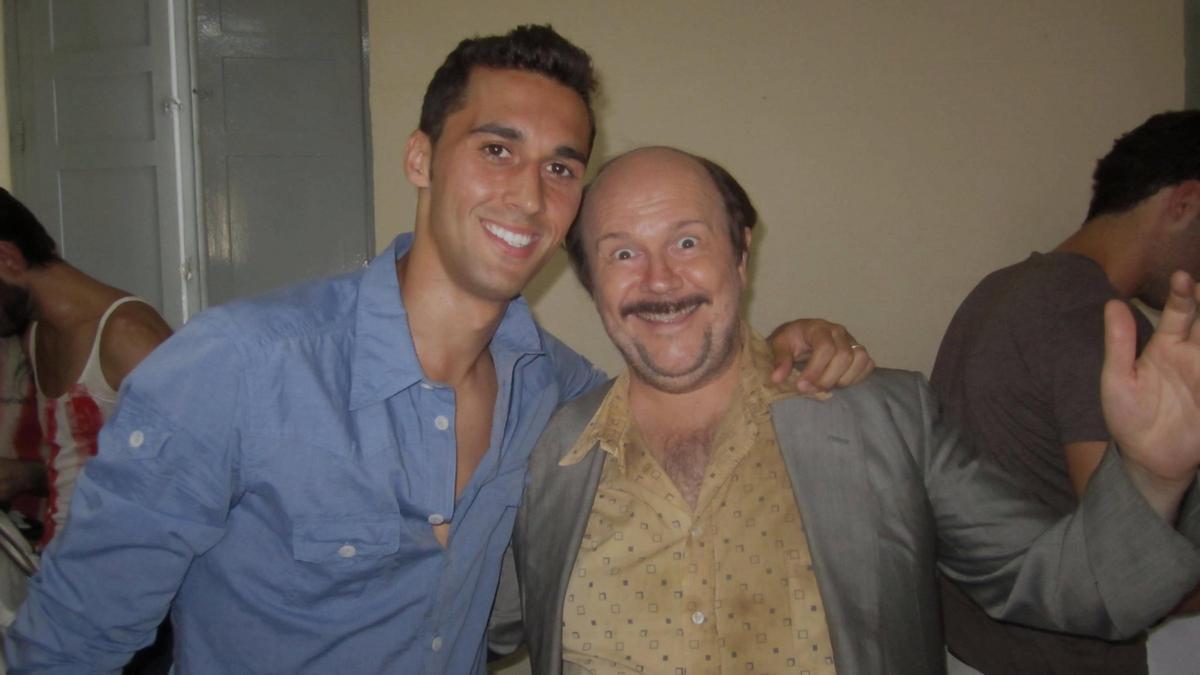 Álvaro Arbeloa, junto a Santiago Segura caracterizado de 'Torrente', en una imagen de 2011.