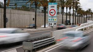 ¿S’ha d’eliminar la Zona de Baixes Emissions?