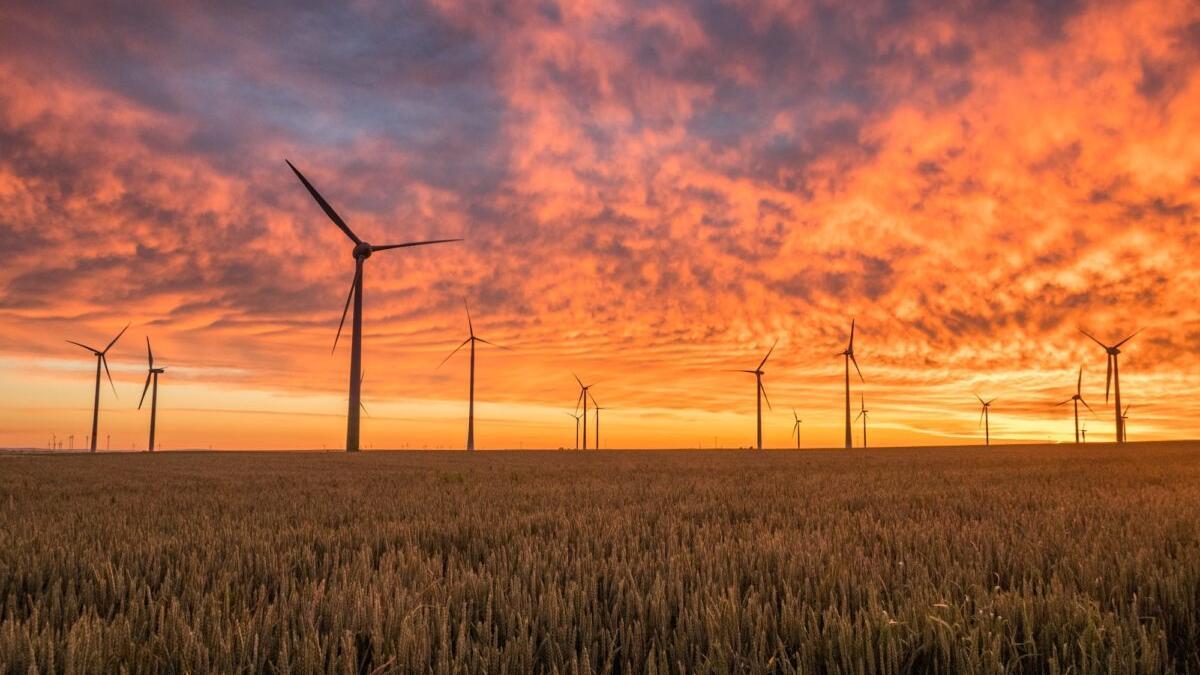 La transición hacia energías limpias es demasiado lenta para detener el cambio climático