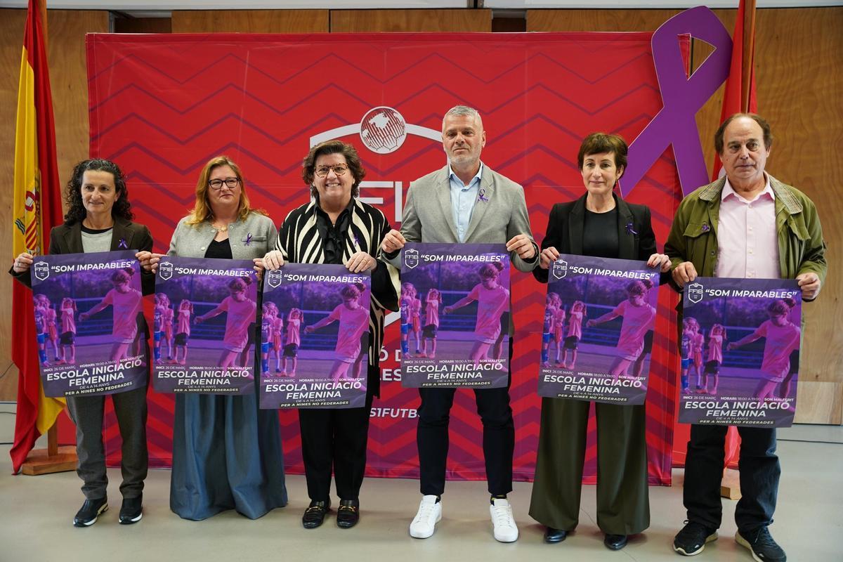 Presentación de la escuela femenina de fútbol de la FFIB, 'Som Imparables'