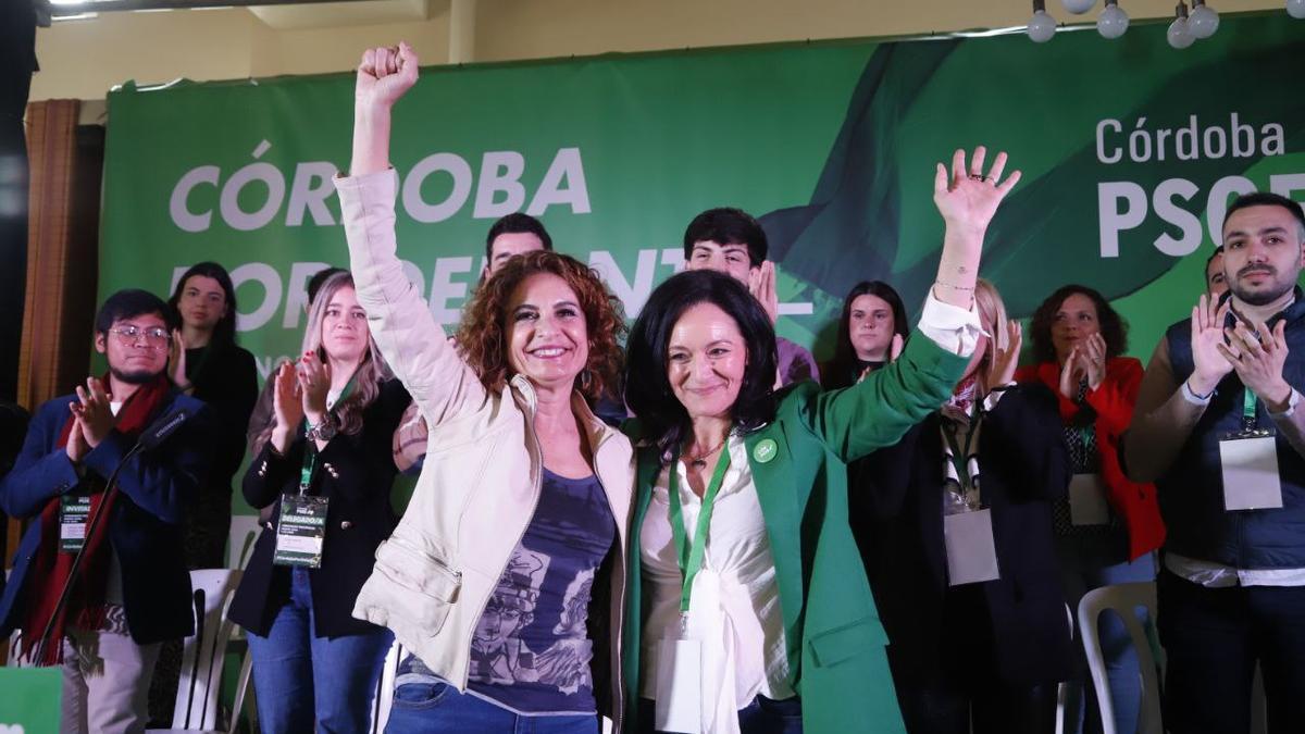 María Jesús Montero y Rafi Crespín, en el 16º Congreso del PSOE de Córdoba que se celebra en Puente Genil.