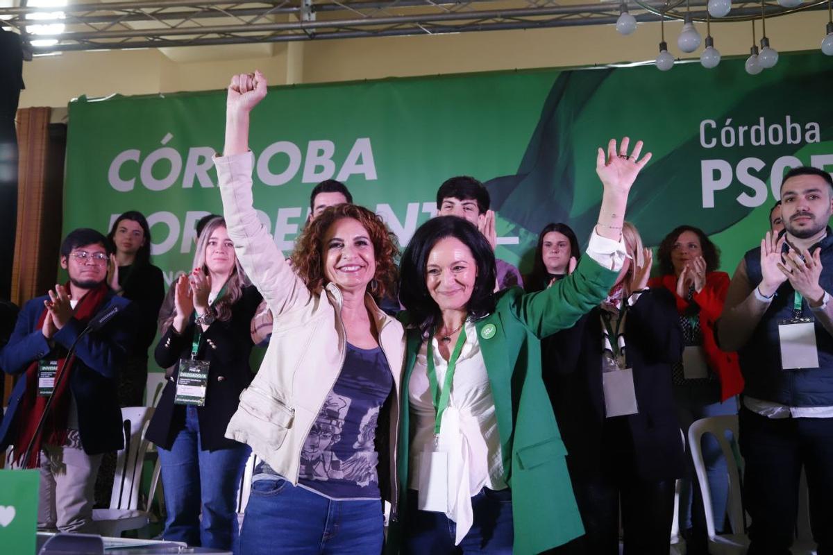 María Jesús Montero y Rafi Crespín, en el 16º Congreso del PSOE de Córdoba que se celebra en Puente Genil.