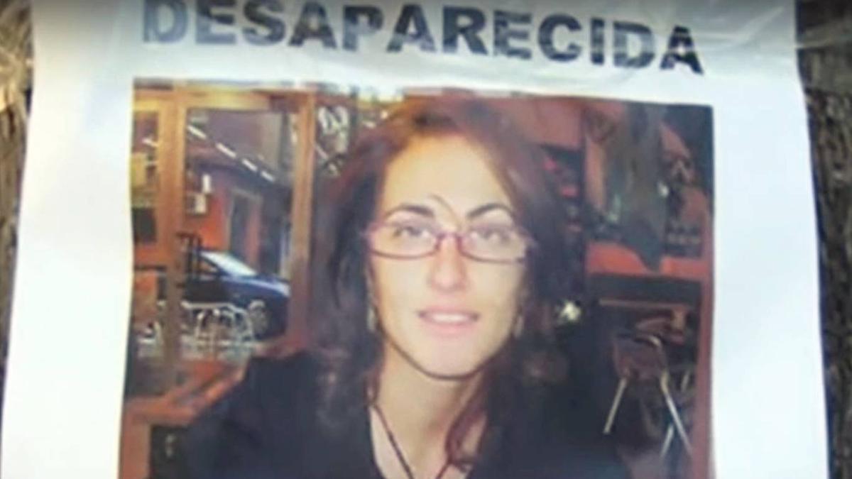 Almería se empapeló con la alerta por la desaparición de Lourdes García.