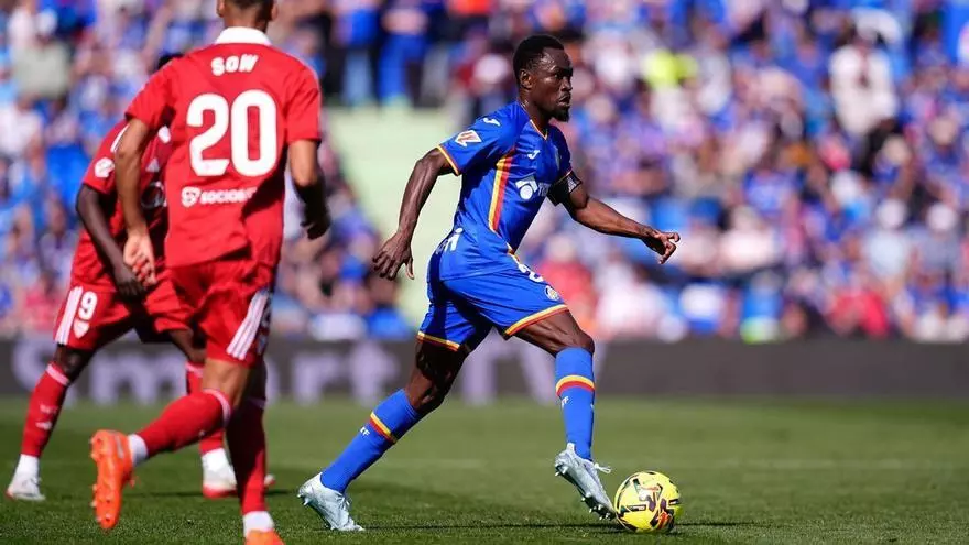 Roja para Djené: Getafe se queda con 1