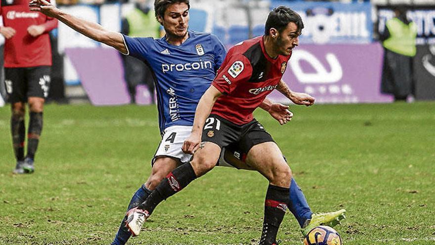 Moutinho en el partido contra el Oviedo.