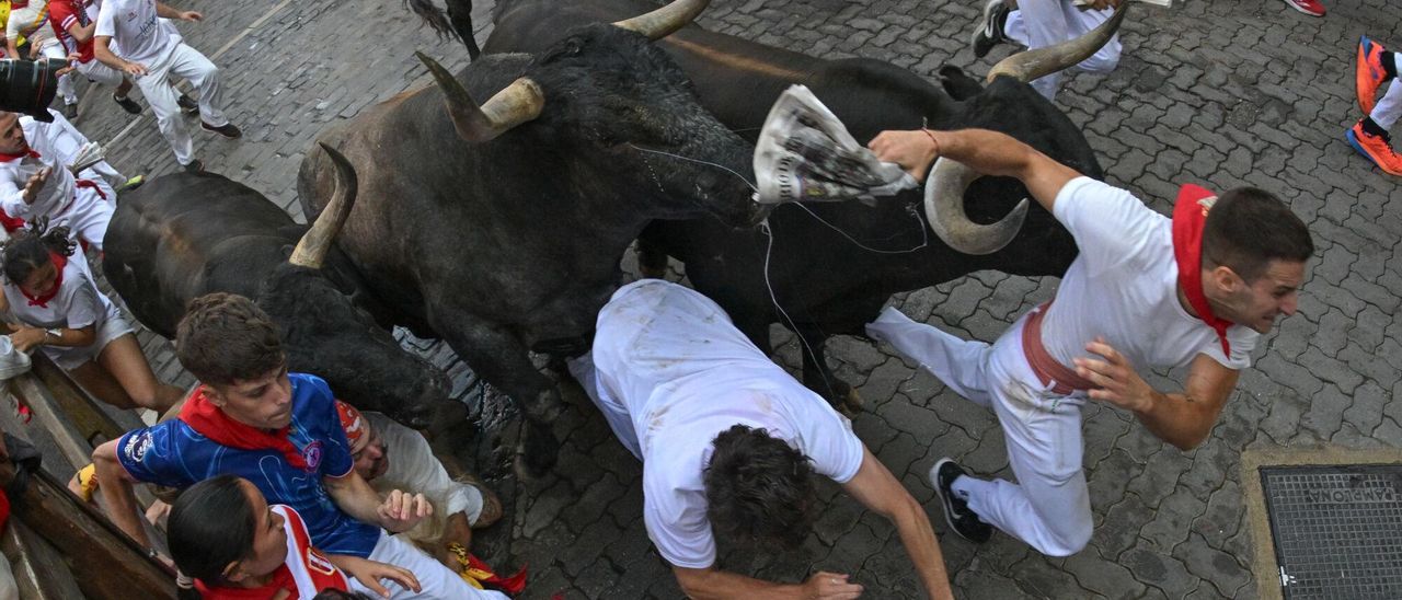 El octavo encierro de los Sanfermines 2025, en imágenes