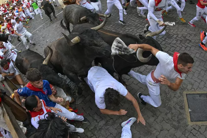 El octavo encierro de los Sanfermines 2025, en imágenes