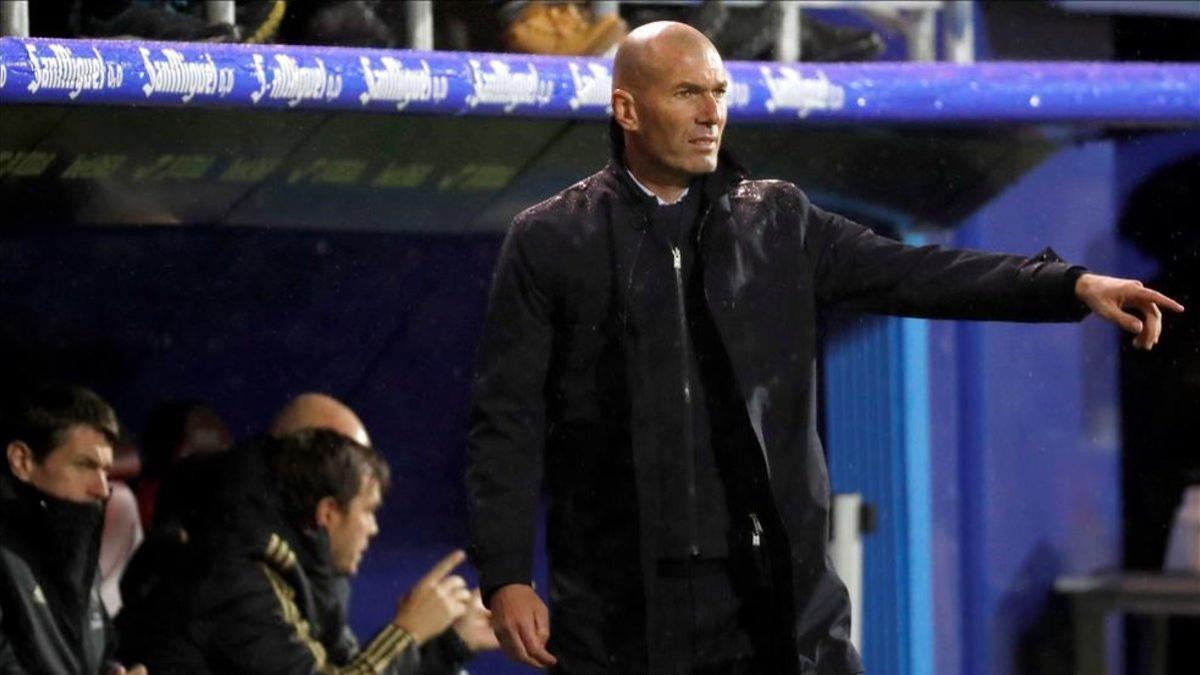 Zinedine Zidane elogió a sus jugadores por la goleada en Eibar (0-4)