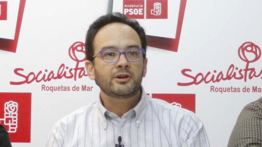 El PSOE reconoce que el pacto "va a ser difícil, no, lo siguiente"