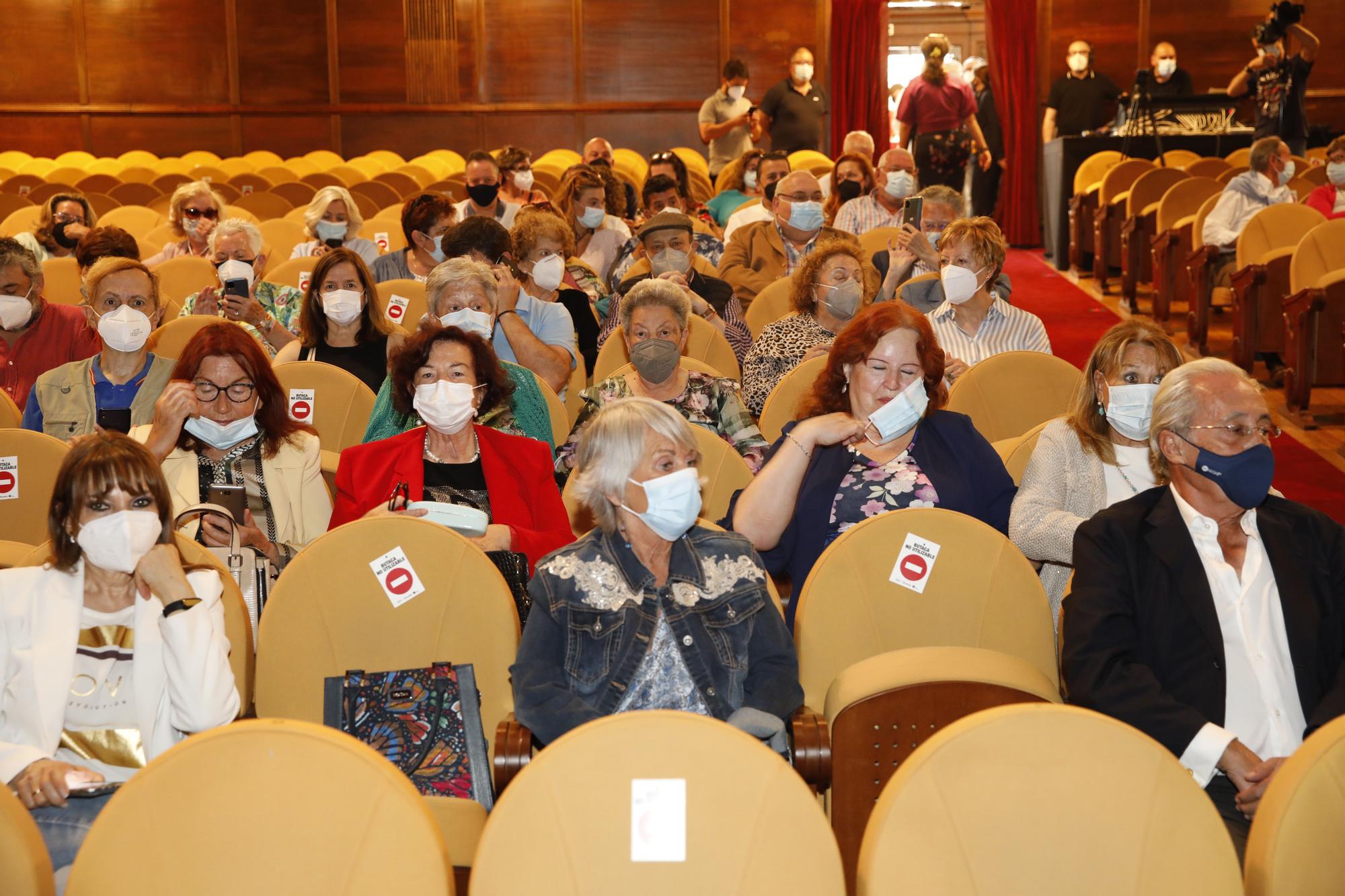 Acto de homenaje a Arturo Fernández en el Jovellanos