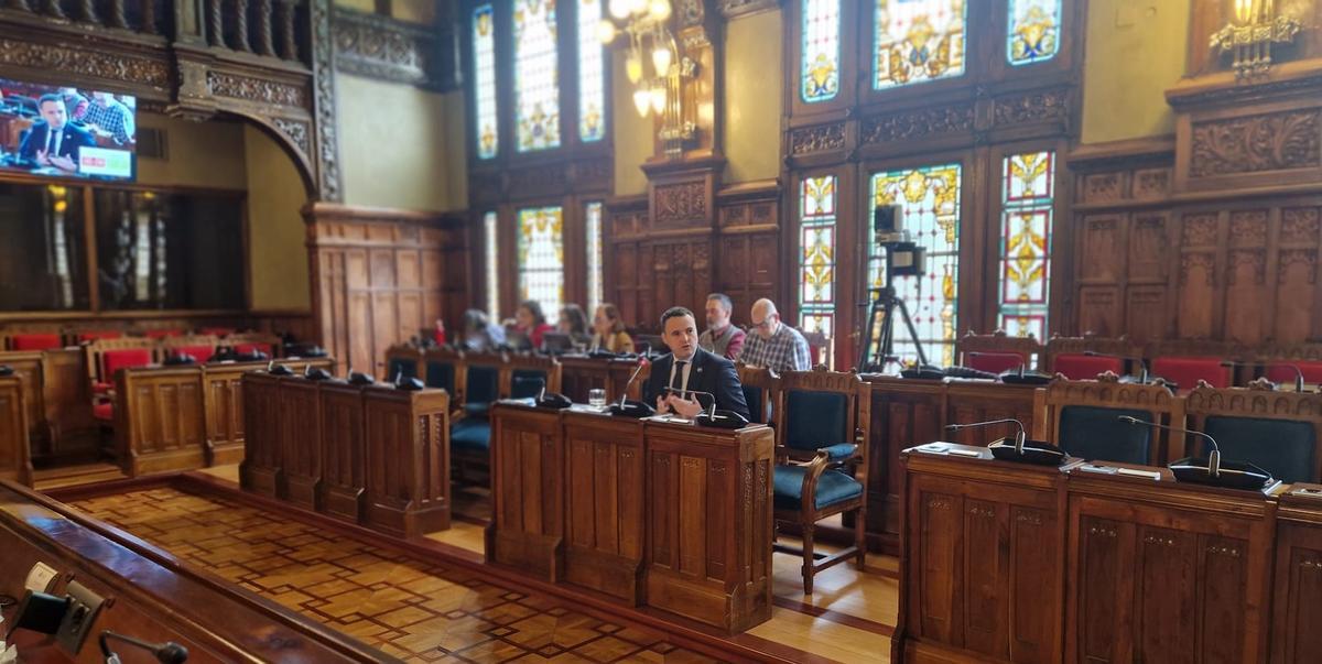 Un momento de la comparecencia del consejero.