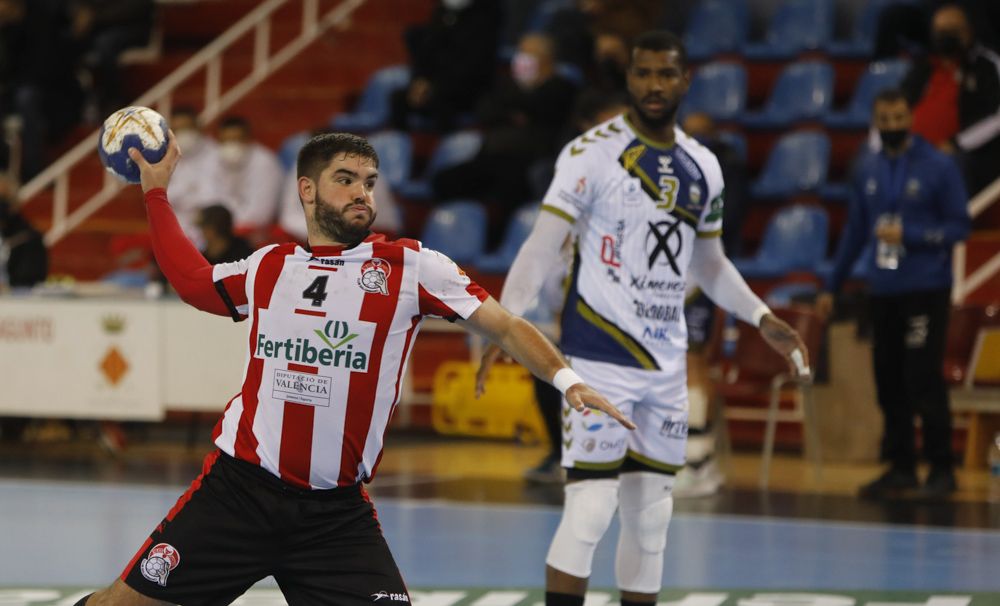 Balonmano Puerto de Sagunto - Puente Geníl, en imágenes.