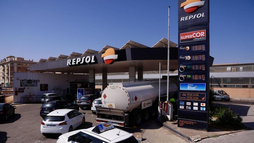Llenar el depósito en Córdoba cuesta 24 euros más que hace un año: los precios superan los momentos más críticos de la guerra de Ucrania
