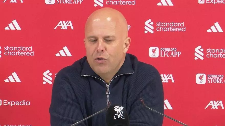 Slot compara el golazo de Ngumoha con uno de Mo Salah