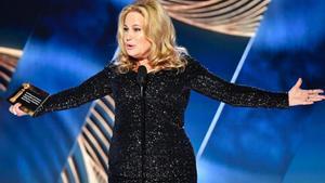 La actriz Jennifer Coolidge, durante su discurso en los Globos de Oro 2023.