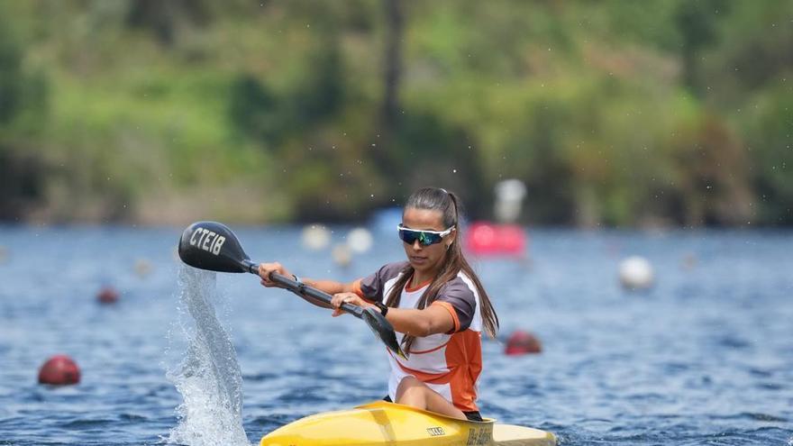 El equipo femenino de K4 del CNSA conquista la medalla de plata en la Copa de España