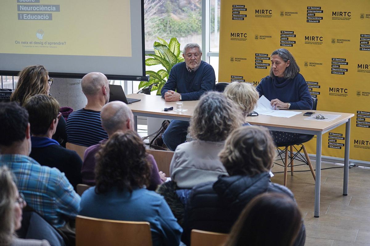 Les imatges de la presentació de les claus biològiques de l'aprenentatge infantil
