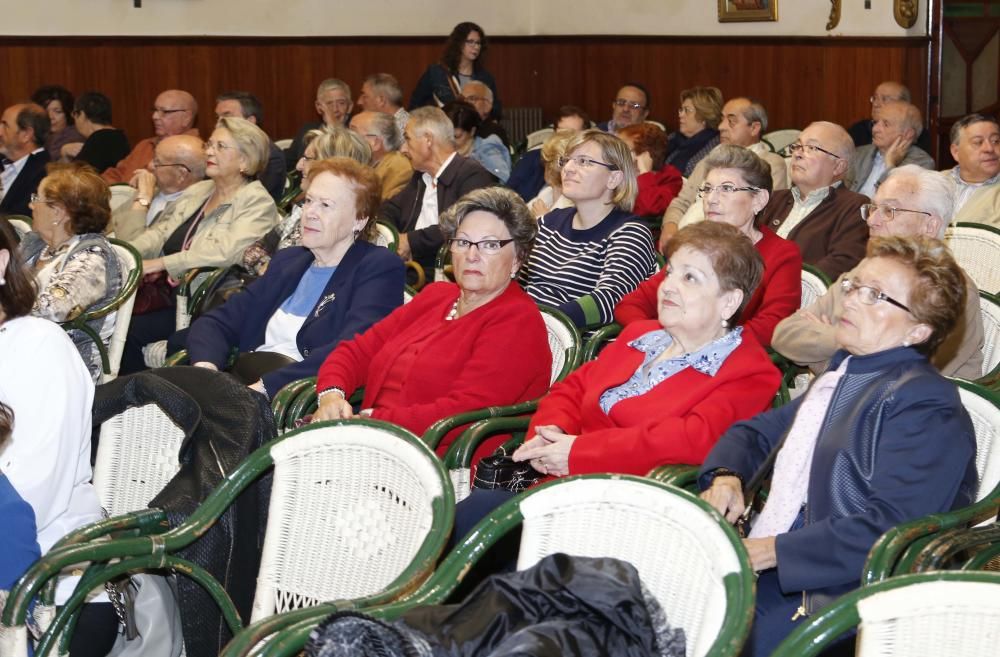 Alfonso Rovira presenta "Mil pedazos de nuestra historia"