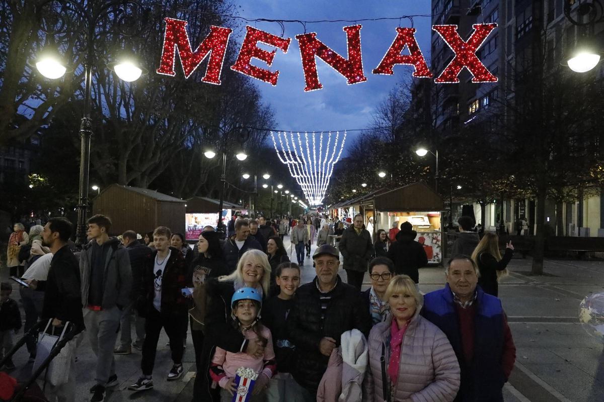 El acceso al Menax en el paseo de Begoña.