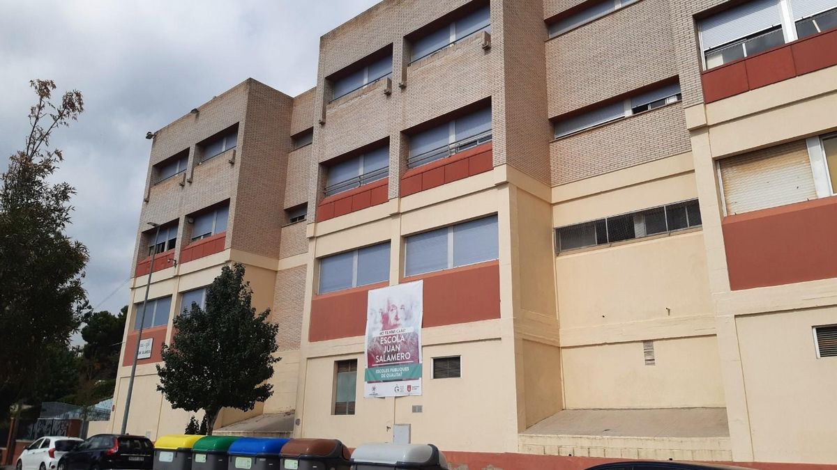 Belediye Meclisi ve aileler Joan Salamero de Gavà okulunun kapatılmasına karşı çıkıyor