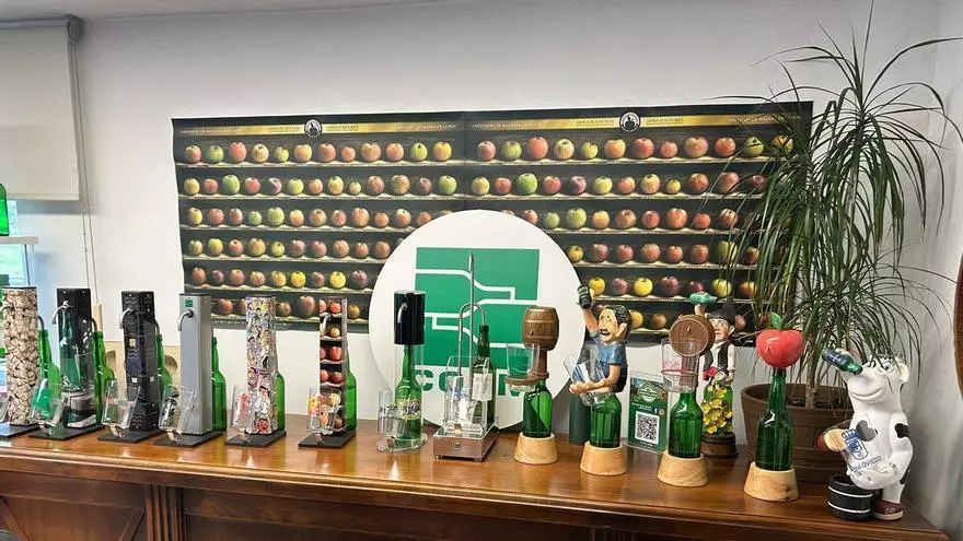 Instalación de Coemastur en Siero, donde se fabrican corchos, botellas y escanciadores de sidra