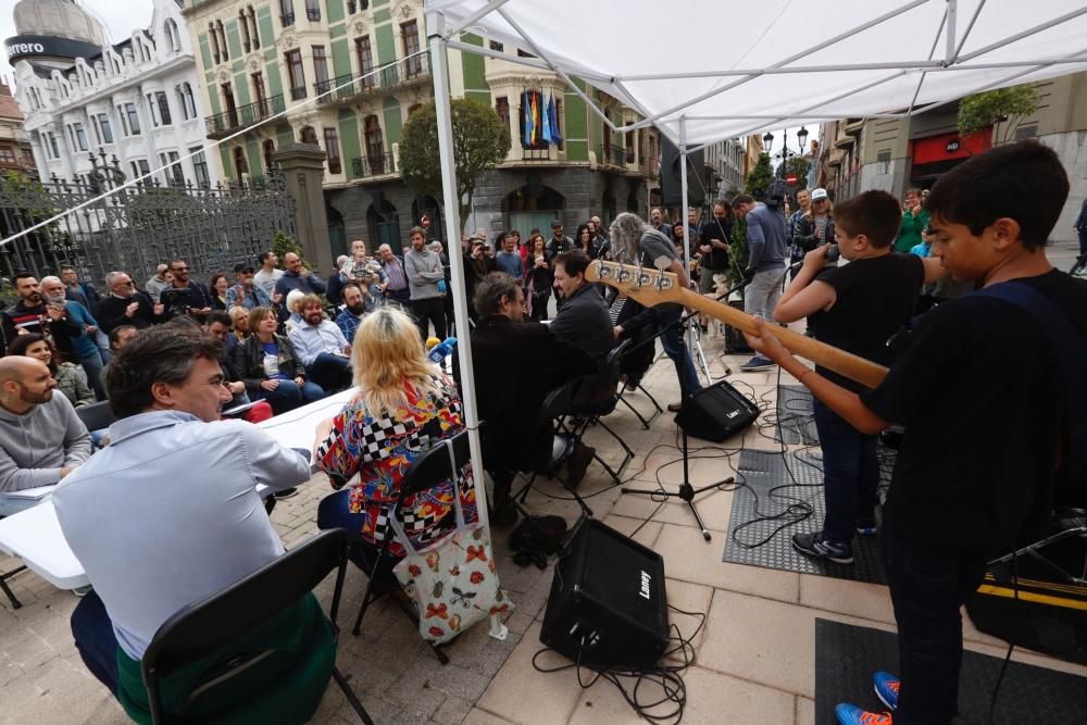 Rueda de prensa de los músicos de Oviedo para reivindicar los conciertos de música en los bares