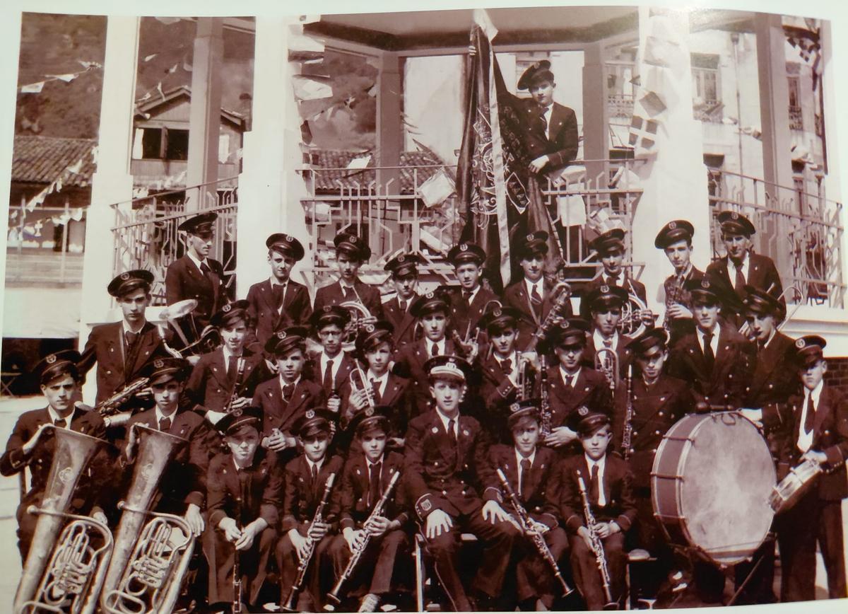 La Banda de Música de San Martín del Rey Aurelio en 1935.