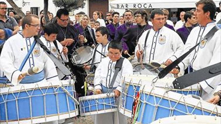 Peñíscola vibrará con los bombos y ‘tabals’