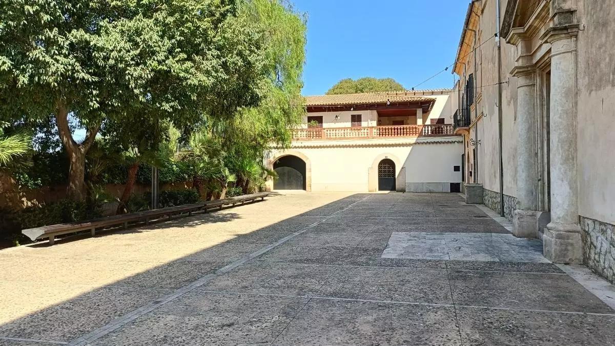 La plaza de Son Sardina donde se celebraran las fiestas.