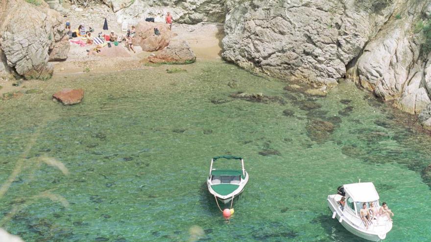 Els Amics de les Illes Formigues demanen un pla d&#039;usos per combatre l&#039;incivisme