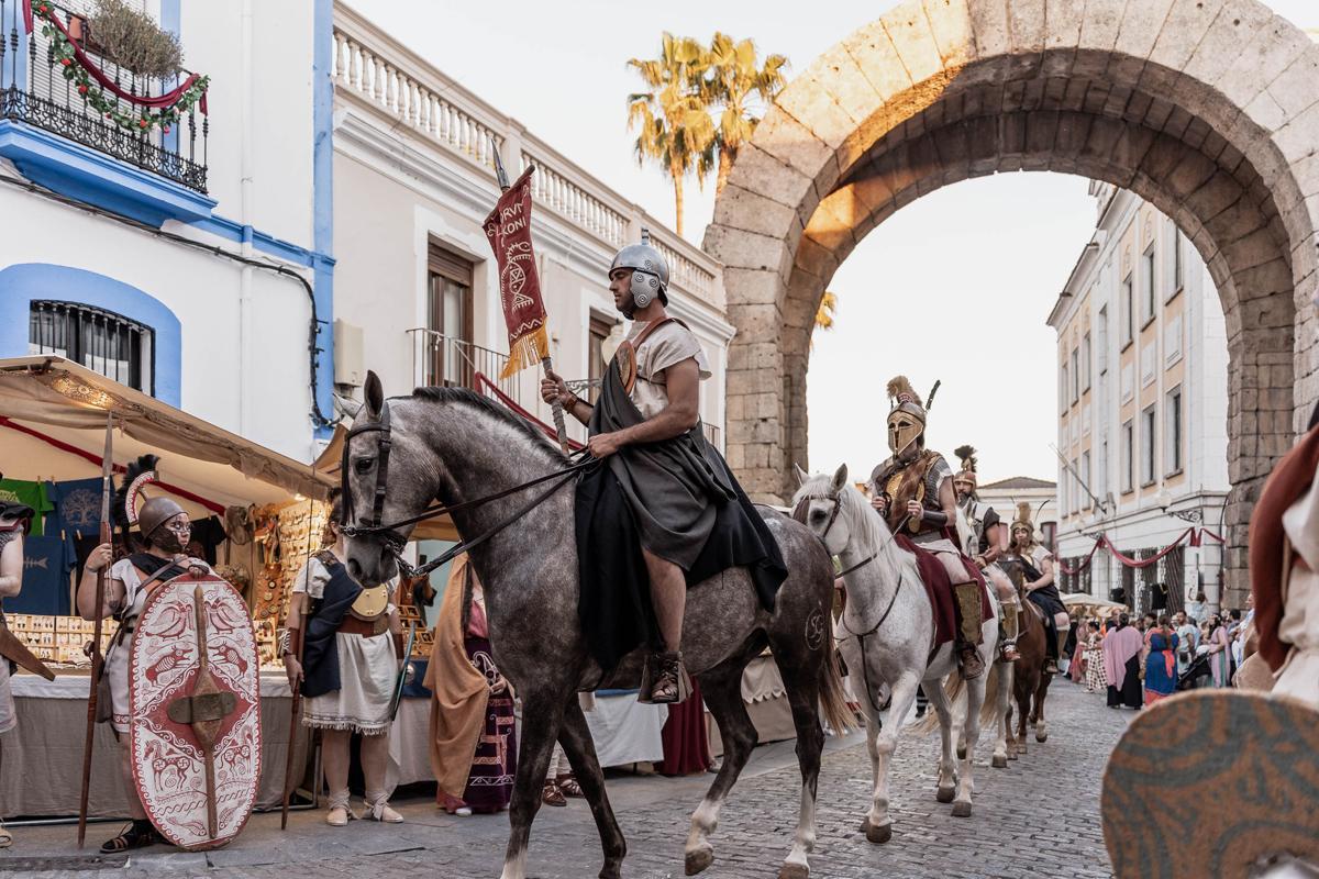 Fotogalería | Las imágenes de cómo tomaron Mérida las legiones romanas